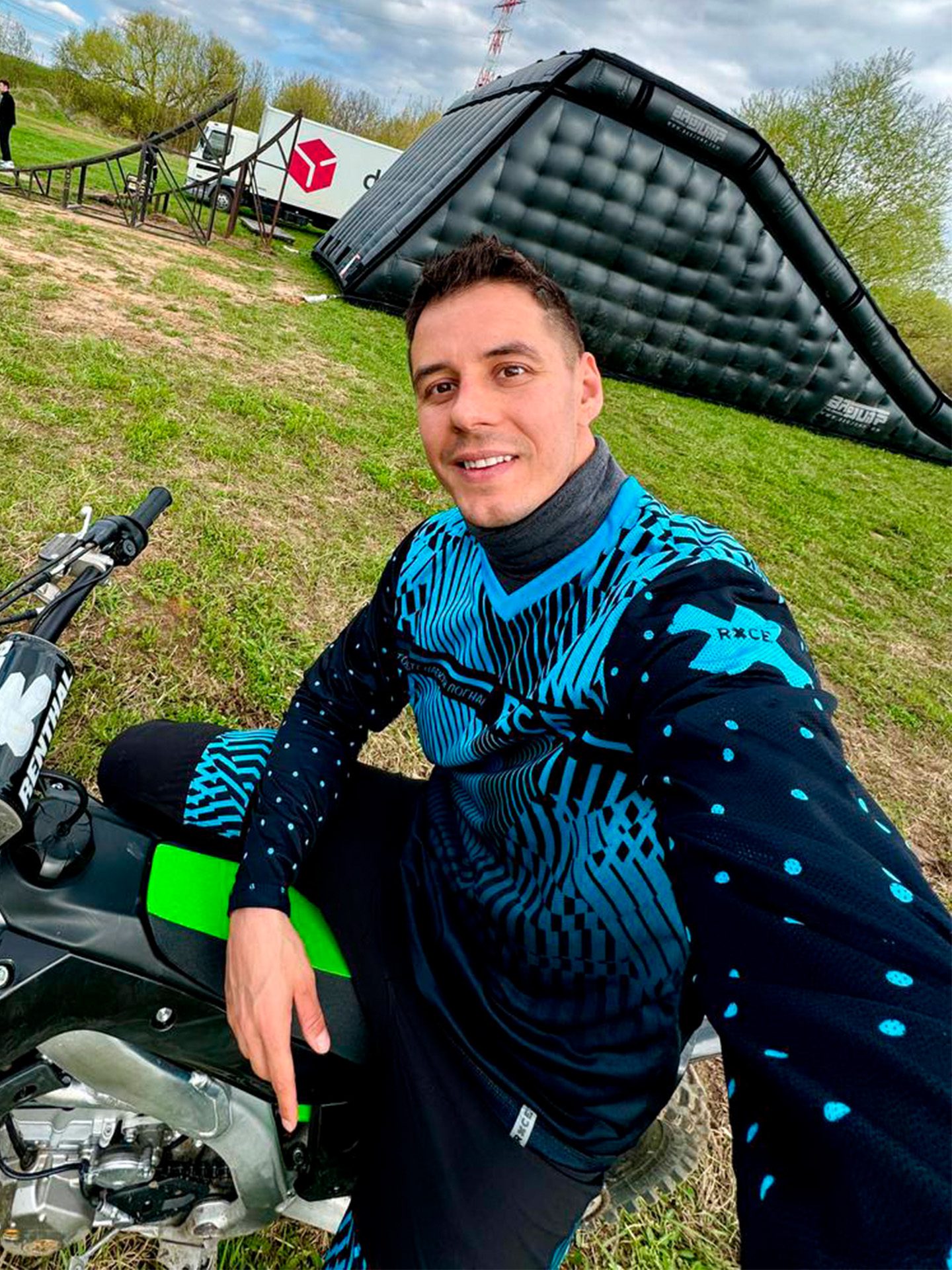 ДИМА ГОРДЕЙ